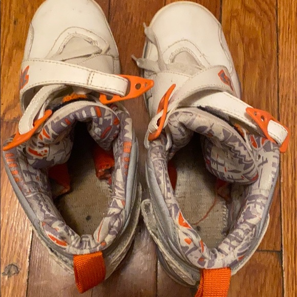 Jordan 8 stealth orange/white